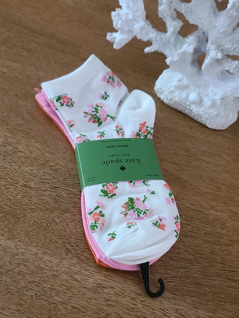 NEW kate spade white ankle socks with pink floral print Set Of 3